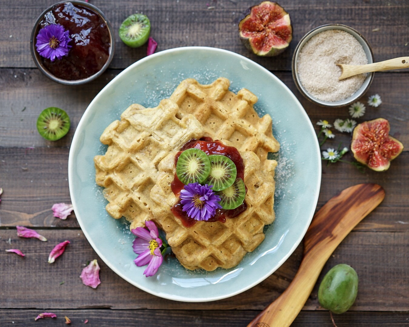 Read more about the article Vegane Kürbis-Waffeln mit Hefe